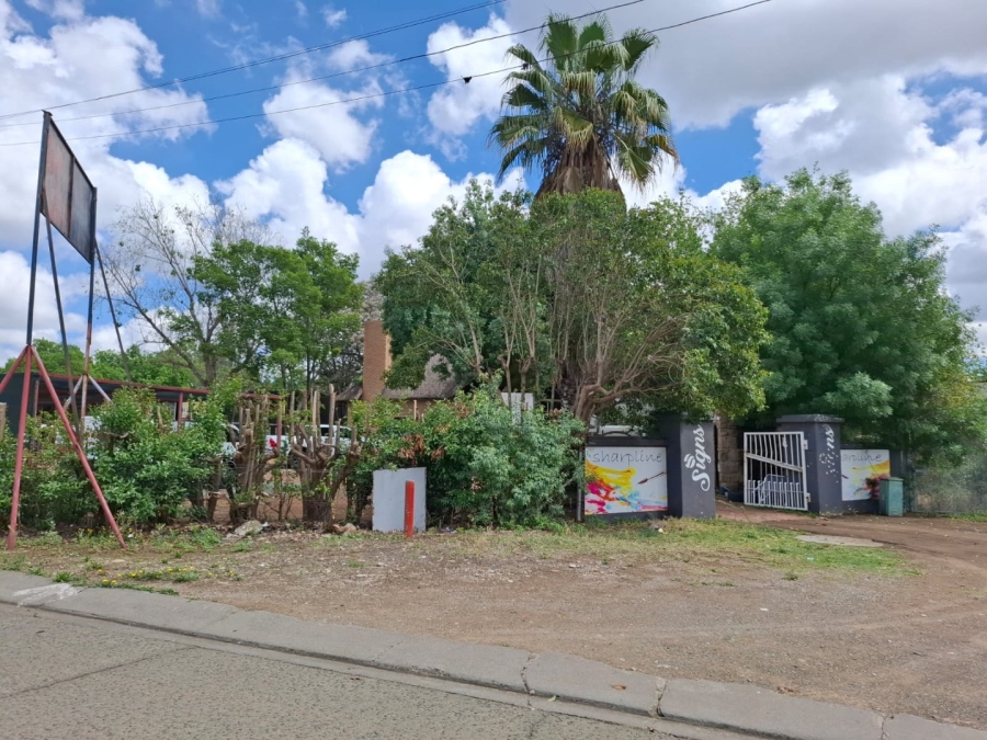Commercial Property for Sale in Bayswater Free State